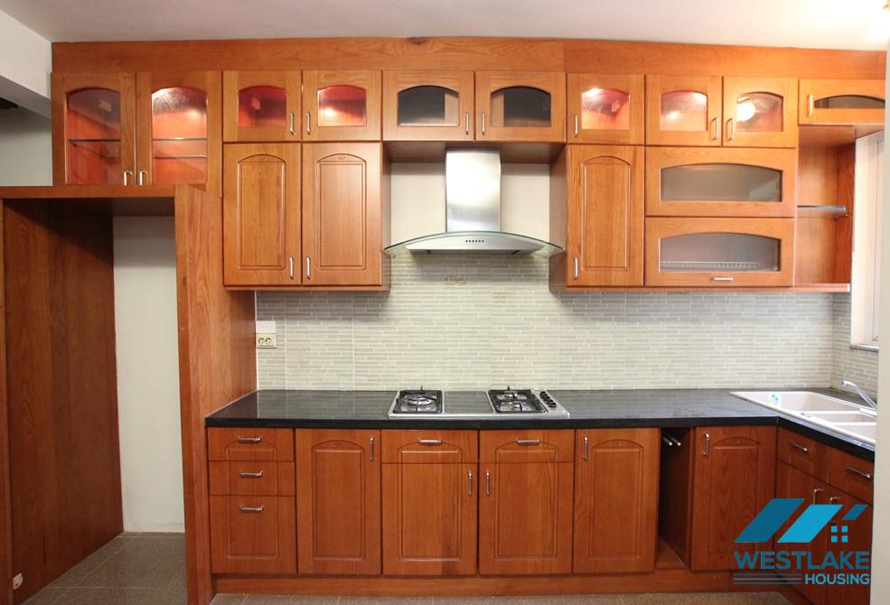 Nice penthouse apartment for rent in E Tower, Ciputra, Tay Ho, Ha Noi