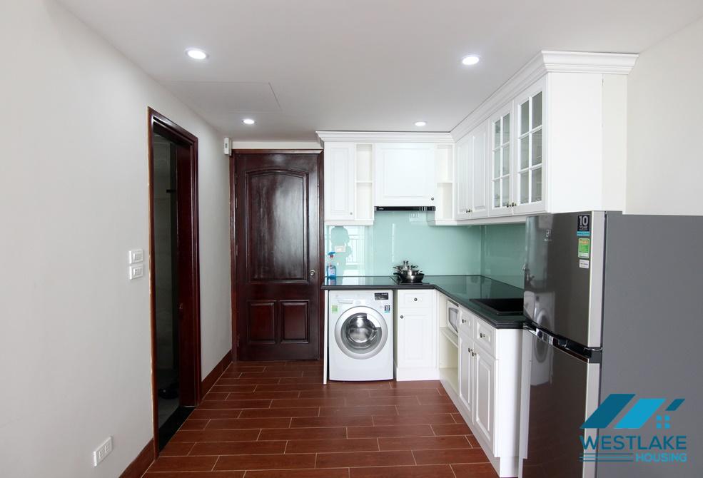 Lakeview studio apartment for rent in Vu Mien, Tay Ho