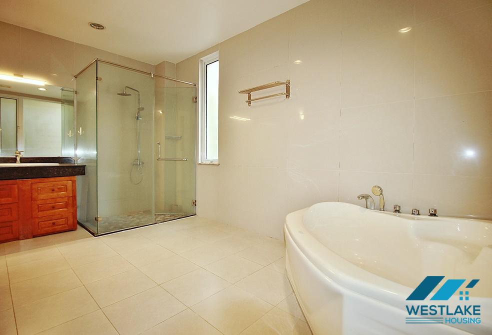 A nice 4 bedroom house for rent with big yard in Tay Ho, Ha Noi