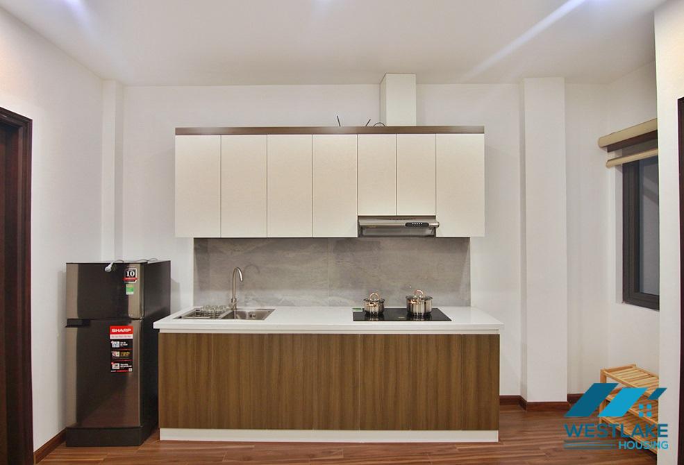 Cozy 1-bedroom serviced apartment in Au Co, Tay Ho, Ha Noi