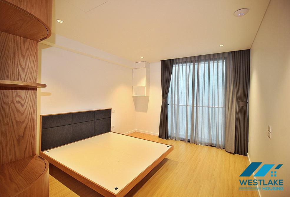 Căn Hộ 3 Phòng Ngủ Mới Đẹp Hiện Đại, Ban Công Rộng, View Hồ Thoáng Mát Cho Thuê Tại  Âu Cơ, Tây Hồ, Hà Nội