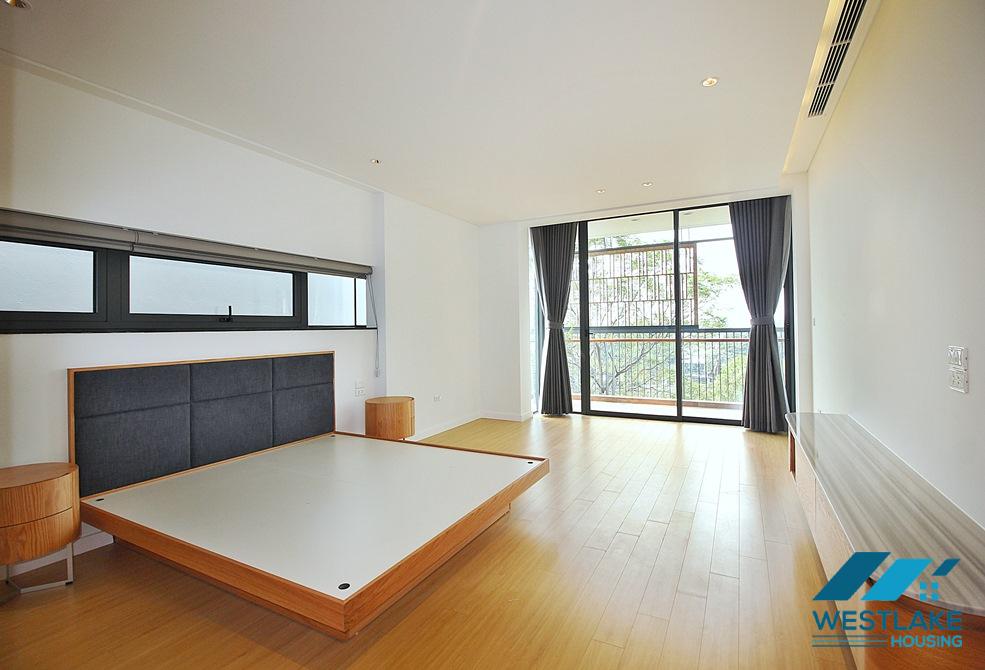 Căn Hộ 3 Phòng Ngủ Mới Đẹp Hiện Đại, Ban Công Rộng, View Hồ Thoáng Mát Cho Thuê Tại  Âu Cơ, Tây Hồ, Hà Nội