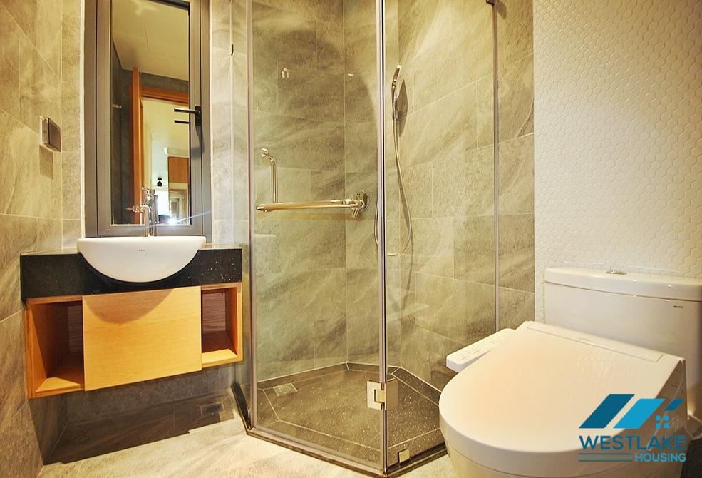 Căn Hộ 3 Phòng Ngủ Mới Đẹp Hiện Đại, Ban Công Rộng, View Hồ Thoáng Mát Cho Thuê Tại  Âu Cơ, Tây Hồ, Hà Nội