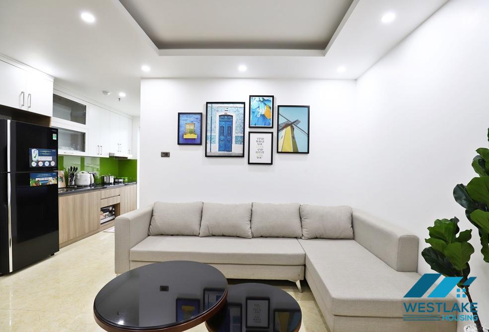 Good price 02 bedrooms apartment for rent on Xuan La street, Tay Ho, Ha Noi