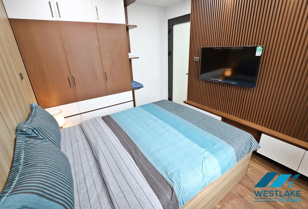 Good price 02 bedrooms apartment for rent on Xuan La street, Tay Ho, Ha Noi