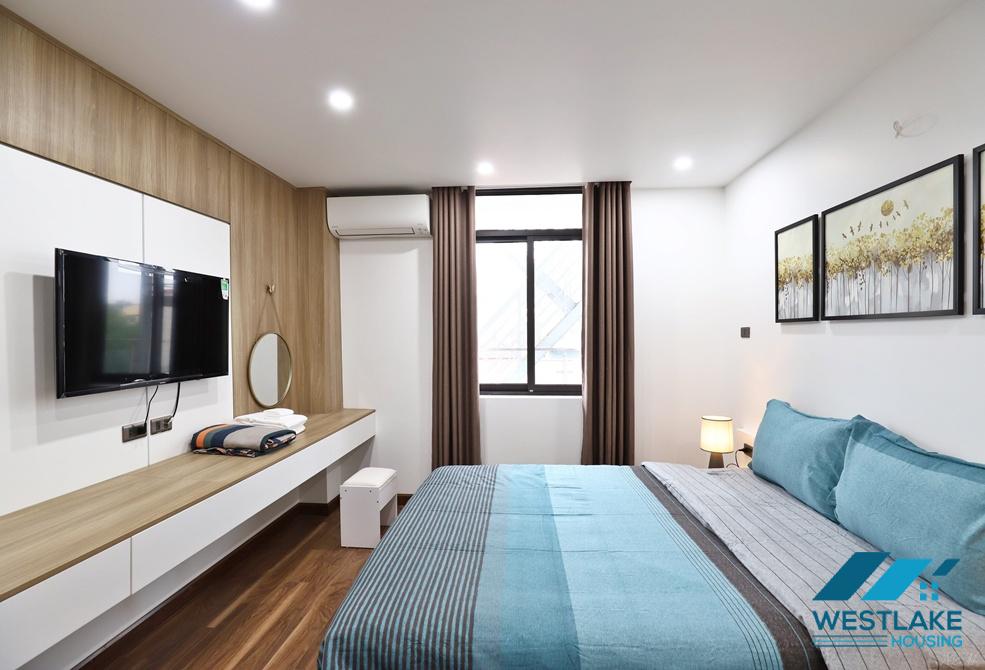 Good price 02 bedrooms apartment for rent on Xuan La street, Tay Ho, Ha Noi