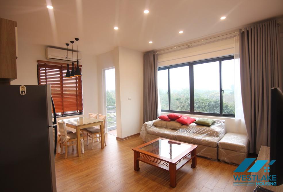 High floor and brightly 2 bedroom apartment for rent in Tu Hoa, Tay Ho