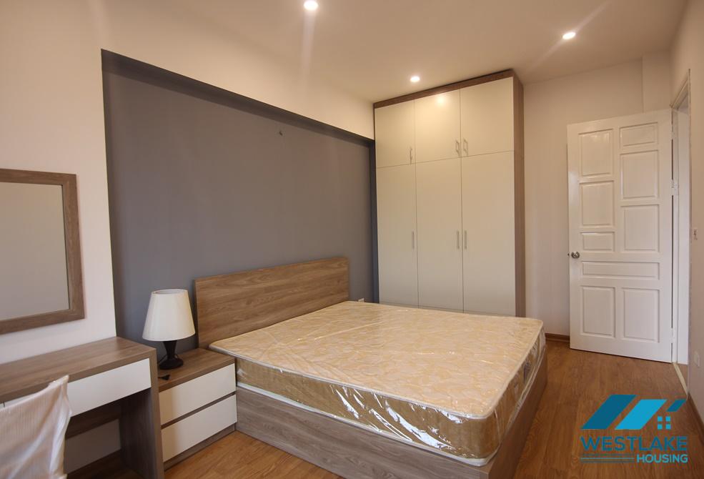 High floor and brightly 2 bedroom apartment for rent in Tu Hoa, Tay Ho