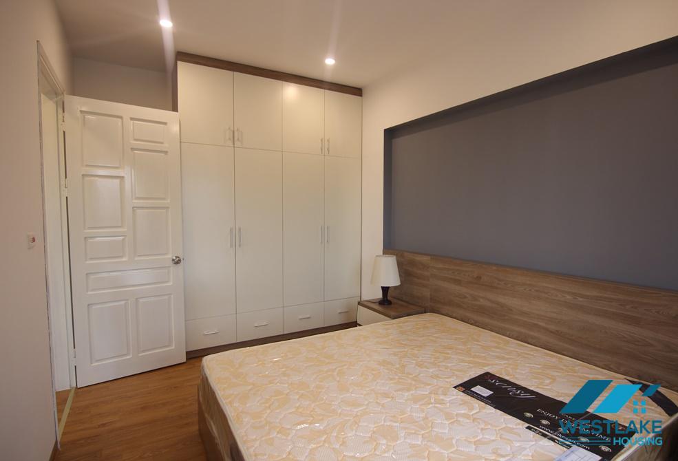 High floor and brightly 2 bedroom apartment for rent in Tu Hoa, Tay Ho