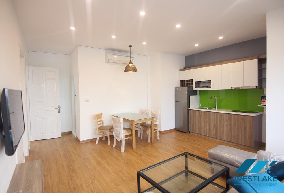 A top floor 1 bedroom apartment for rent in Tu Hoa, Tay Ho, Ha Noi