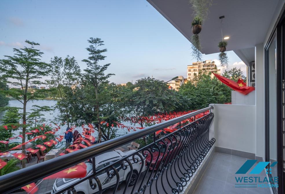 Lake view 02-bedroom apartment for rent on Vu Mien street, Tay Ho, Ha Noi
