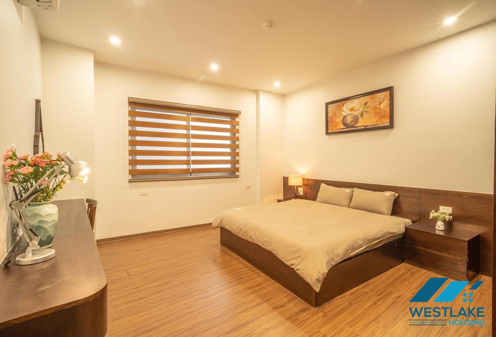 Green view 02 bedrooms apartment on Vu Mien street, Tay Ho, Ha Noi for rent
