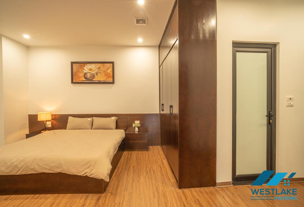 Green view 02 bedrooms apartment on Vu Mien street, Tay Ho, Ha Noi for rent