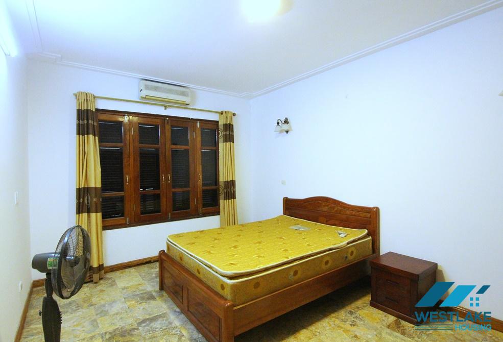 A big 6 bedroom house for rent in Tu Hoa, Tay Ho A big 6 bedroom house for rent in Tu Hoa, Tay Ho