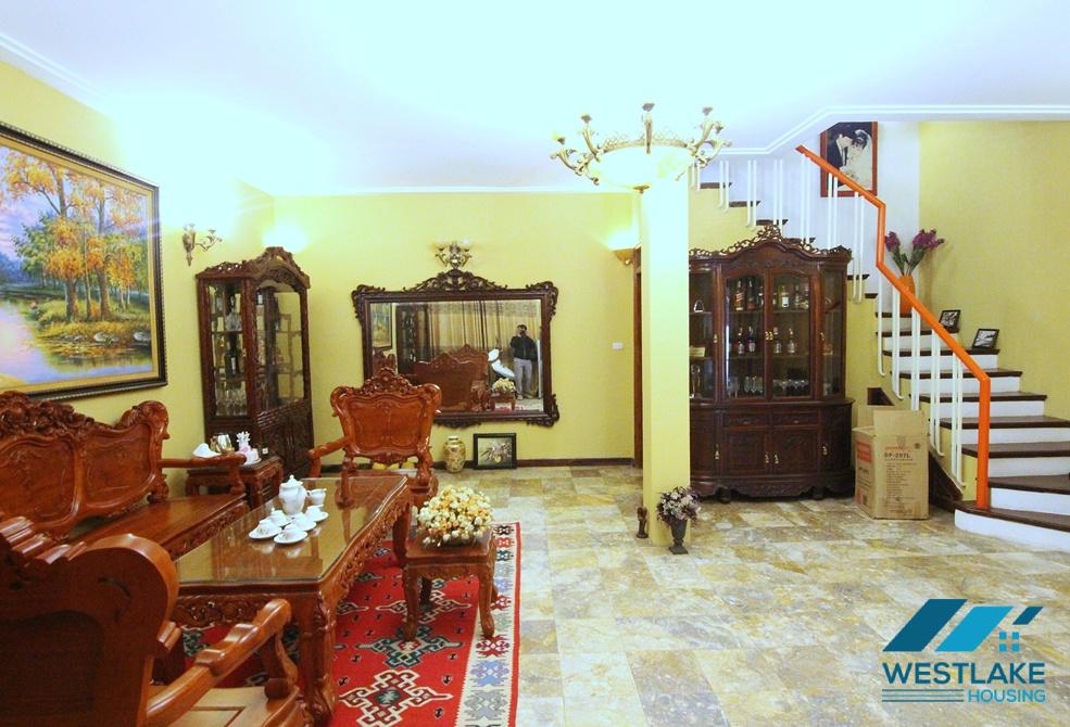 A big 6 bedroom house for rent in Tu Hoa, Tay Ho A big 6 bedroom house for rent in Tu Hoa, Tay Ho