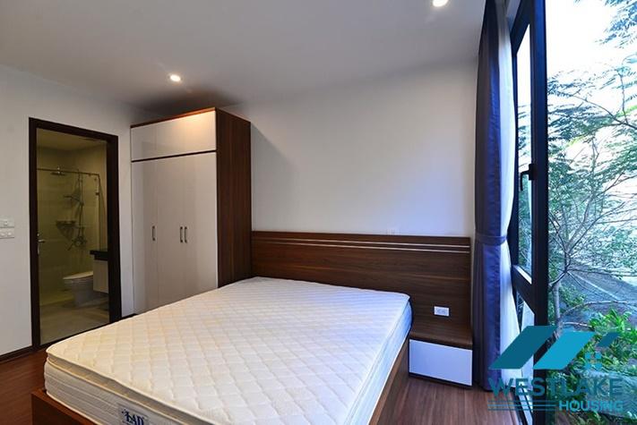 Modern 3 bedrooms apartment with huge balcony for rent in Tay Ho, Ha Noi Modern 3 bedrooms apartment with huge balcony for rent in Tay Ho, Ha Noi