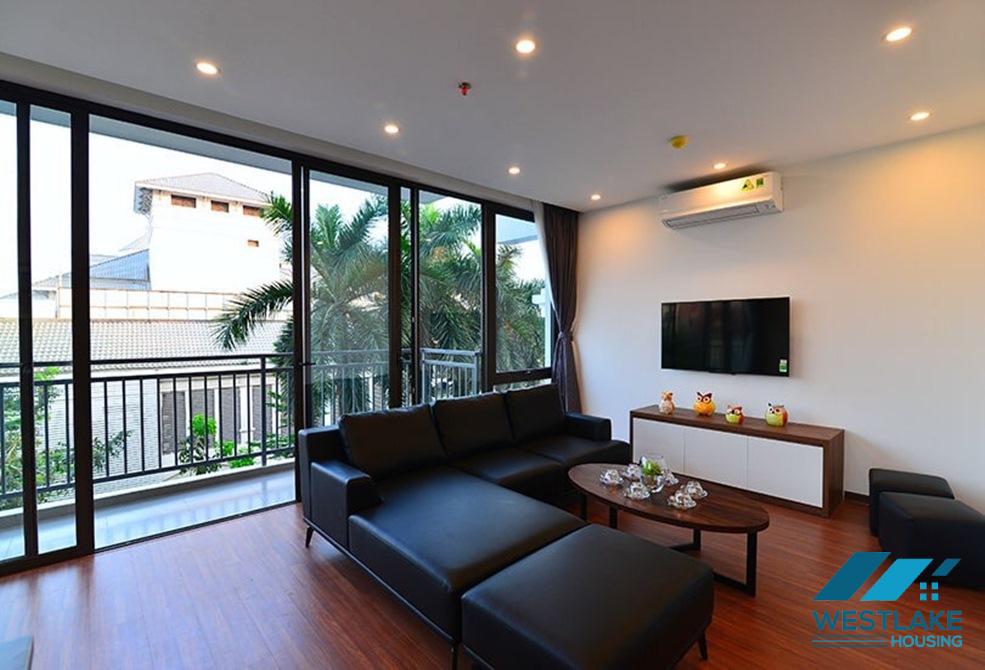 Beautiful 03 bedroom apartment with lake view for rent on Tu Hoa street, Tay Ho, Ha Noi Beautiful 03 bedroom apartment with lake view for rent on Tu Hoa street, Tay Ho, Ha Noi