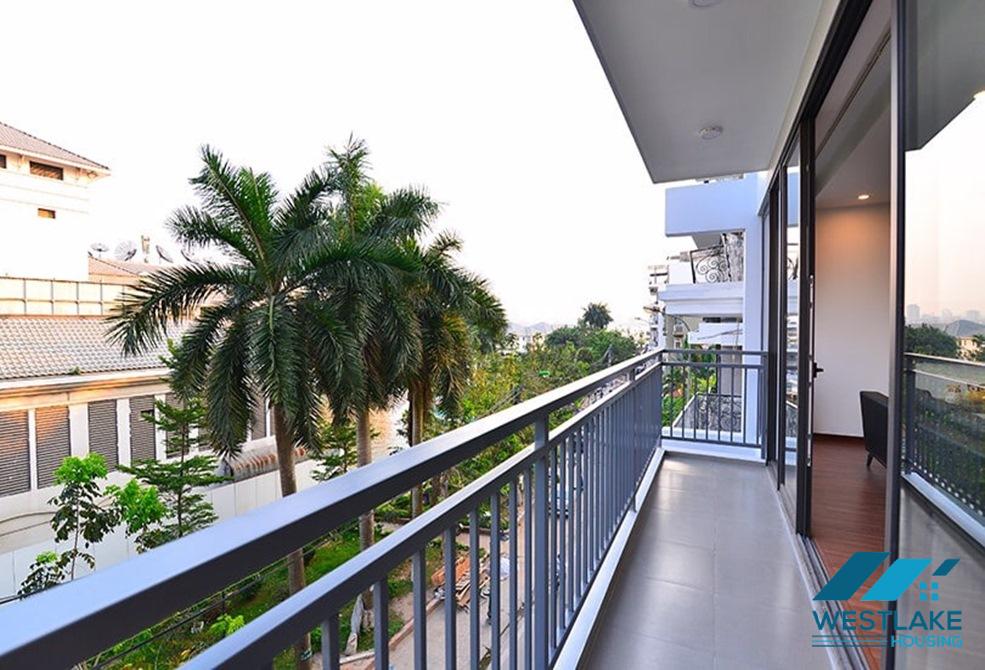 Beautiful 03 bedroom apartment with lake view for rent on Tu Hoa street, Tay Ho, Ha Noi Beautiful 03 bedroom apartment with lake view for rent on Tu Hoa street, Tay Ho, Ha Noi