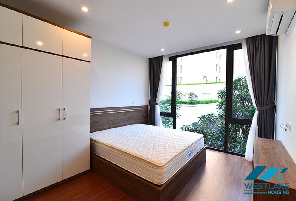 Beautiful 03 bedroom apartment with lake view for rent on Tu Hoa street, Tay Ho, Ha Noi Beautiful 03 bedroom apartment with lake view for rent on Tu Hoa street, Tay Ho, Ha Noi