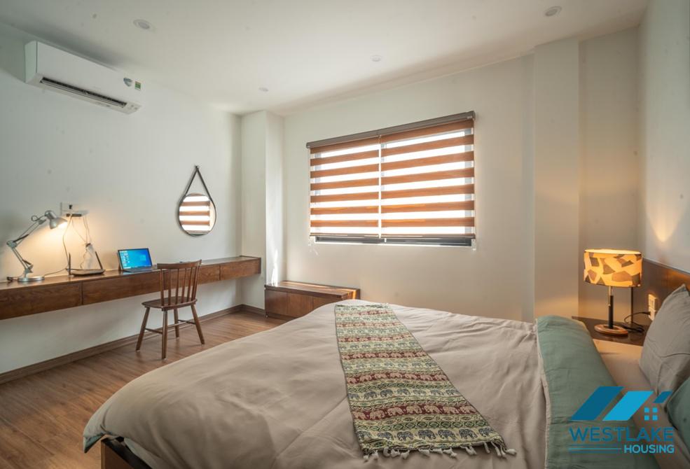 Cho Thuê Căn Hộ Dịch Vụ 2 Phòng Ngủ, Ban Công Rộng View Hồ Thoáng Sáng Tại Vũ Miện, Tây Hồ, Hà Nội Cho Thuê Căn Hộ Dịch Vụ 2 Phòng Ngủ, Ban Công Rộng View Hồ Thoáng Sáng Tại Vũ Miện, Tây Hồ, Hà Nội
