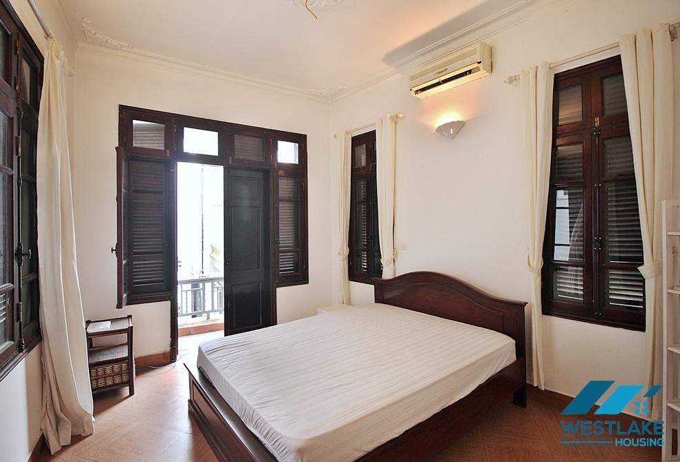 A cheap 4 bedroom house for rent in Tu Hoa, Tay Ho, Ha Noi A cheap 4 bedroom house for rent in Tu Hoa, Tay Ho, Ha Noi