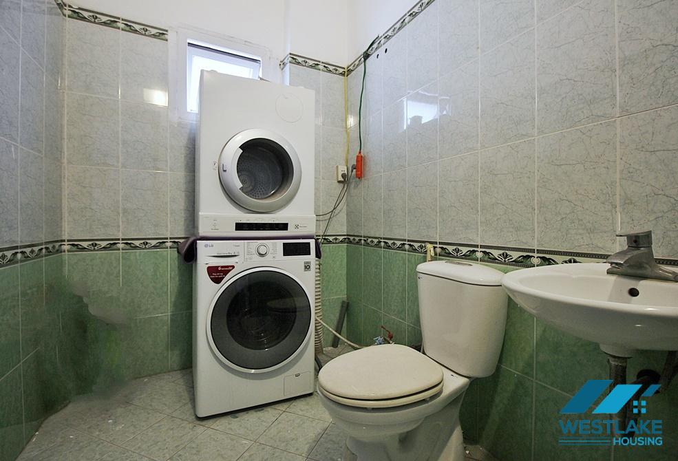 A cheap 4 bedroom house for rent in Tu Hoa, Tay Ho, Ha Noi A cheap 4 bedroom house for rent in Tu Hoa, Tay Ho, Ha Noi