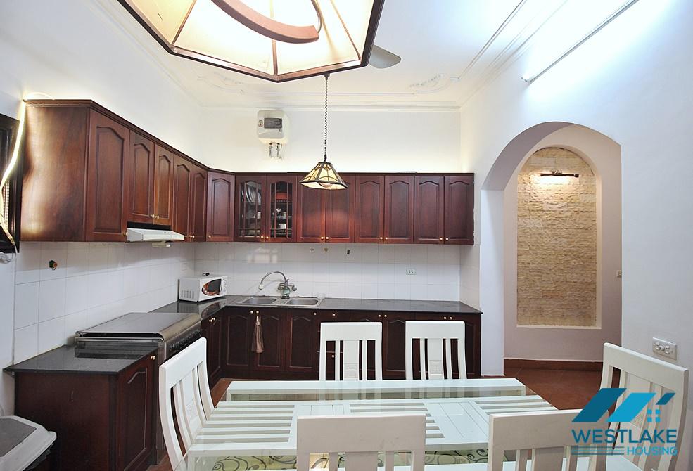 A cheap 4 bedroom house for rent in Tu Hoa, Tay Ho, Ha Noi A cheap 4 bedroom house for rent in Tu Hoa, Tay Ho, Ha Noi