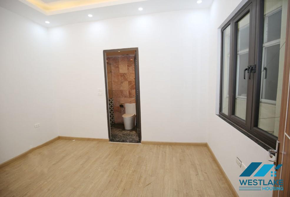 A new 4 bedroom house for rent in Tu Hoa, Tay Ho, Ha Noi A new 4 bedroom house for rent in Tu Hoa, Tay Ho, Ha Noi