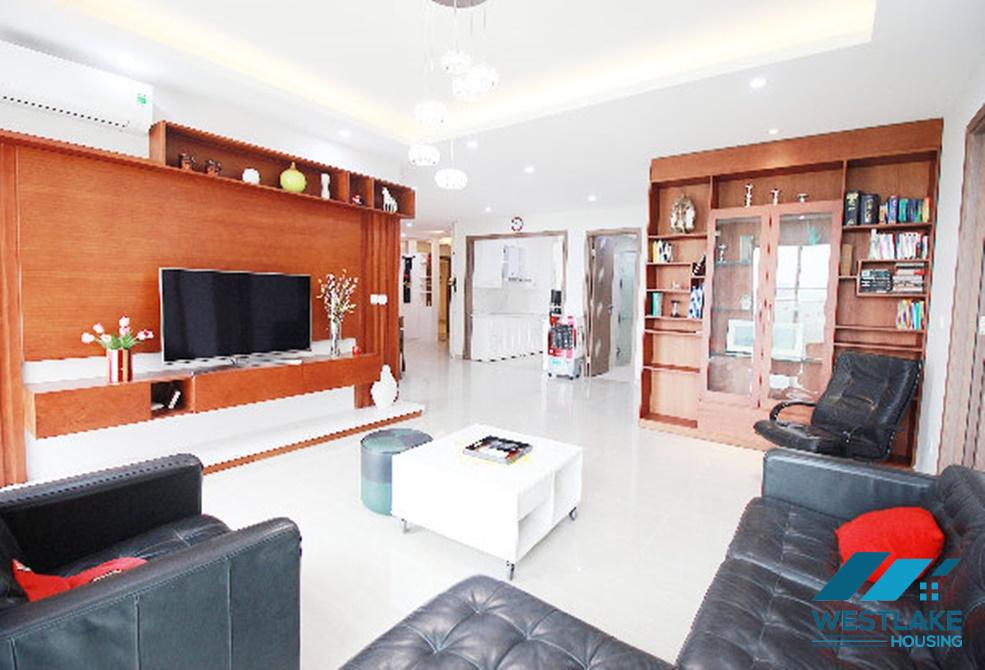 Cho thuê căn hộ 154m² đầy đủ nội thất tại khu đô thị Ciputra Cho thuê căn hộ 154m² đầy đủ nội thất tại khu đô thị Ciputra