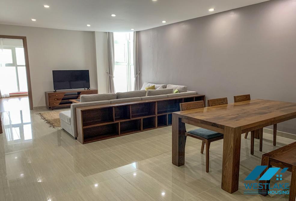 Cho thuê căn hộ 3 phòng ngủ sang trọng tại Ciputra! Cho thuê căn hộ 3 phòng ngủ sang trọng tại Ciputra!