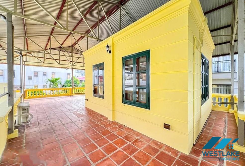 Renovated 05-bedrooms house with swimming pool for rent in Tay Ho, Ha Noi Renovated 05-bedrooms house with swimming pool for rent in Tay Ho, Ha Noi