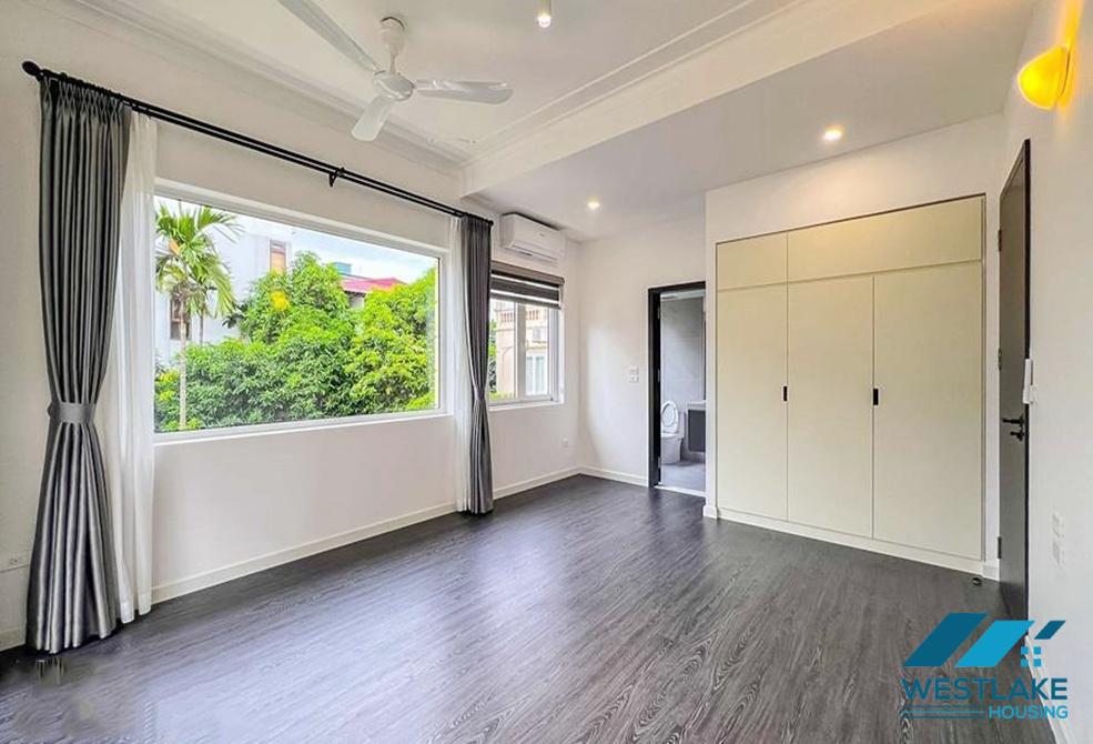 Nhà 5 Phòng Ngủ Mới Cải Tạo Lại Đẹp, Hiện Đại Có Hồ Bơi Ngoài Trời Cho Thuê Tại Tây Hồ, Hà Nội Nhà 5 Phòng Ngủ Mới Cải Tạo Lại Đẹp, Hiện Đại Có Hồ Bơi Ngoài Trời Cho Thuê Tại Tây Hồ, Hà Nội