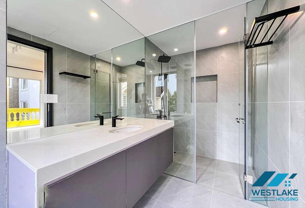 Nhà 5 Phòng Ngủ Mới Cải Tạo Lại Đẹp, Hiện Đại Có Hồ Bơi Ngoài Trời Cho Thuê Tại Tây Hồ, Hà Nội Nhà 5 Phòng Ngủ Mới Cải Tạo Lại Đẹp, Hiện Đại Có Hồ Bơi Ngoài Trời Cho Thuê Tại Tây Hồ, Hà Nội