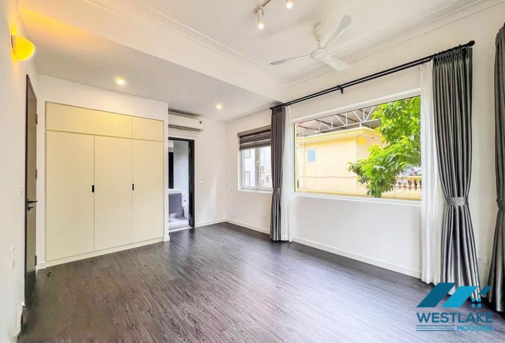 Nhà 5 Phòng Ngủ Mới Cải Tạo Lại Đẹp, Hiện Đại Có Hồ Bơi Ngoài Trời Cho Thuê Tại Tây Hồ, Hà Nội Nhà 5 Phòng Ngủ Mới Cải Tạo Lại Đẹp, Hiện Đại Có Hồ Bơi Ngoài Trời Cho Thuê Tại Tây Hồ, Hà Nội
