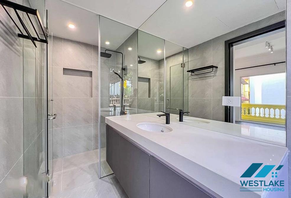 Nhà 5 Phòng Ngủ Mới Cải Tạo Lại Đẹp, Hiện Đại Có Hồ Bơi Ngoài Trời Cho Thuê Tại Tây Hồ, Hà Nội Nhà 5 Phòng Ngủ Mới Cải Tạo Lại Đẹp, Hiện Đại Có Hồ Bơi Ngoài Trời Cho Thuê Tại Tây Hồ, Hà Nội