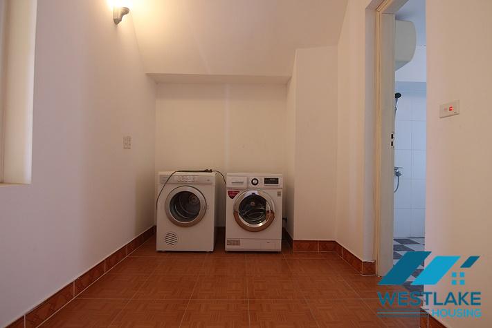 Cho Thuê Nhà 6 Phòng Ngủ Rộng Thoáng Tại Tô Ngọc Vân, Tây Hồ, Hà Nội Cho Thuê Nhà 6 Phòng Ngủ Rộng Thoáng Tại Tô Ngọc Vân, Tây Hồ, Hà Nội