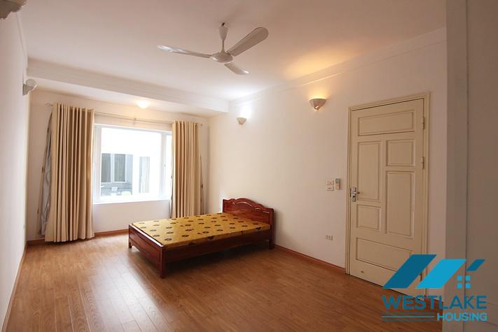 Cho Thuê Nhà 6 Phòng Ngủ Rộng Thoáng Tại Tô Ngọc Vân, Tây Hồ, Hà Nội Cho Thuê Nhà 6 Phòng Ngủ Rộng Thoáng Tại Tô Ngọc Vân, Tây Hồ, Hà Nội