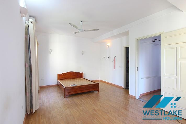 Cho Thuê Nhà 6 Phòng Ngủ Rộng Thoáng Tại Tô Ngọc Vân, Tây Hồ, Hà Nội Cho Thuê Nhà 6 Phòng Ngủ Rộng Thoáng Tại Tô Ngọc Vân, Tây Hồ, Hà Nội