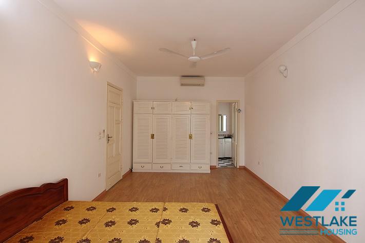 Cho Thuê Nhà 6 Phòng Ngủ Rộng Thoáng Tại Tô Ngọc Vân, Tây Hồ, Hà Nội Cho Thuê Nhà 6 Phòng Ngủ Rộng Thoáng Tại Tô Ngọc Vân, Tây Hồ, Hà Nội