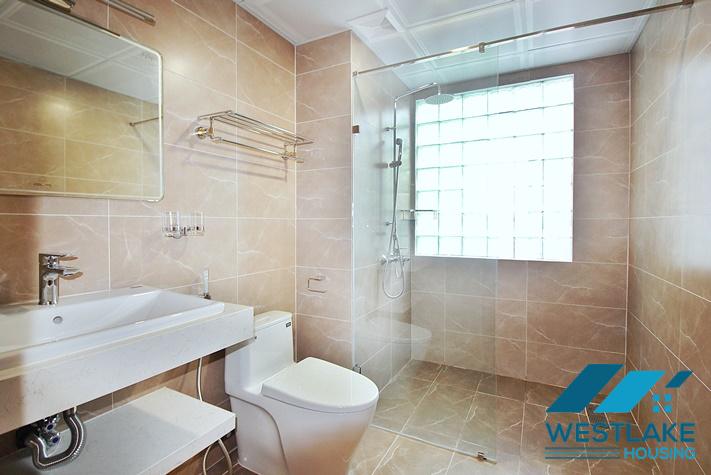 Cho Thuê Căn Hộ Một Phòng Ngủ Hoàn Toàn Mới, Rộng Thoáng Tại Tây Hồ, Hà Nội