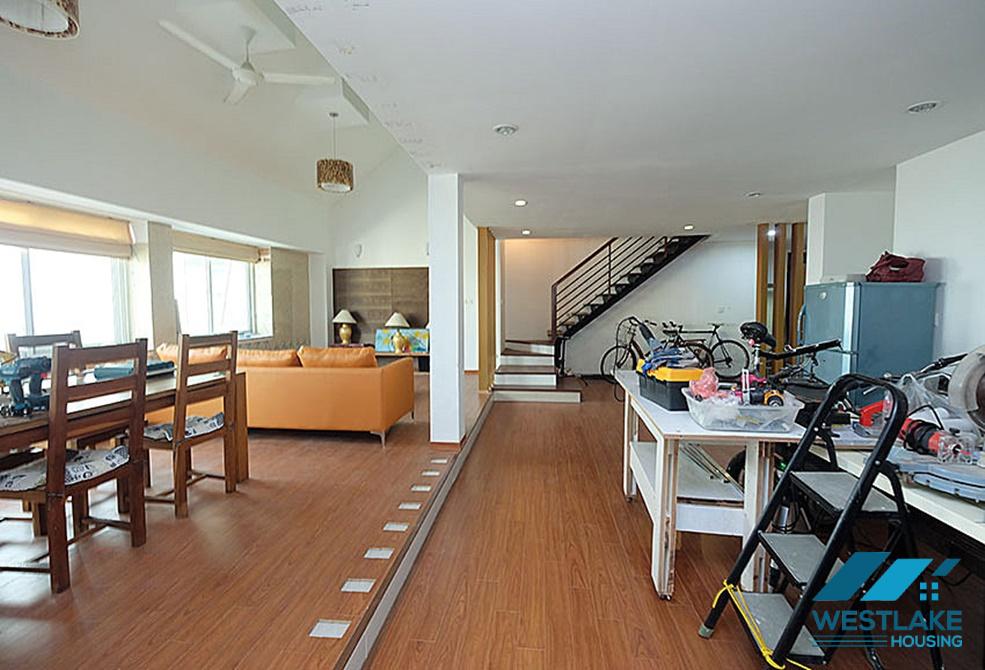 An amazingly nice and affordable penthouse apartment for rent in E tower, Ciputra