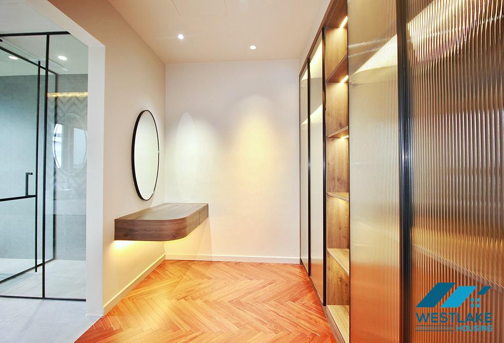 Super modern 3 bedrooms apartment with lots of nature light for rent in Tay Ho, Ha Noi Super modern 3 bedrooms apartment with lots of nature light for rent in Tay Ho, Ha Noi