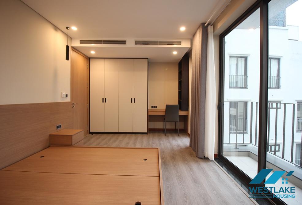 Clean and modern 02 bedrooms apartment on high floor in Tay Ho street, Tay Ho, Ha Noi for rent