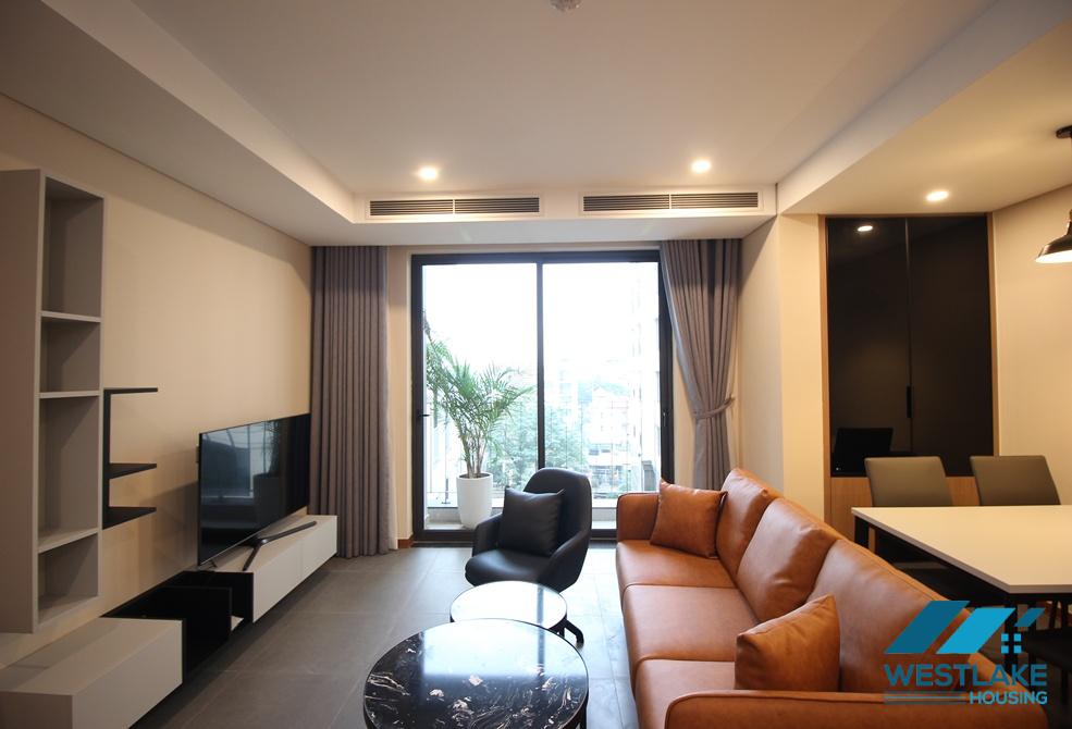 Clean and modern 02 bedrooms apartment on high floor in Tay Ho street, Tay Ho, Ha Noi for rent