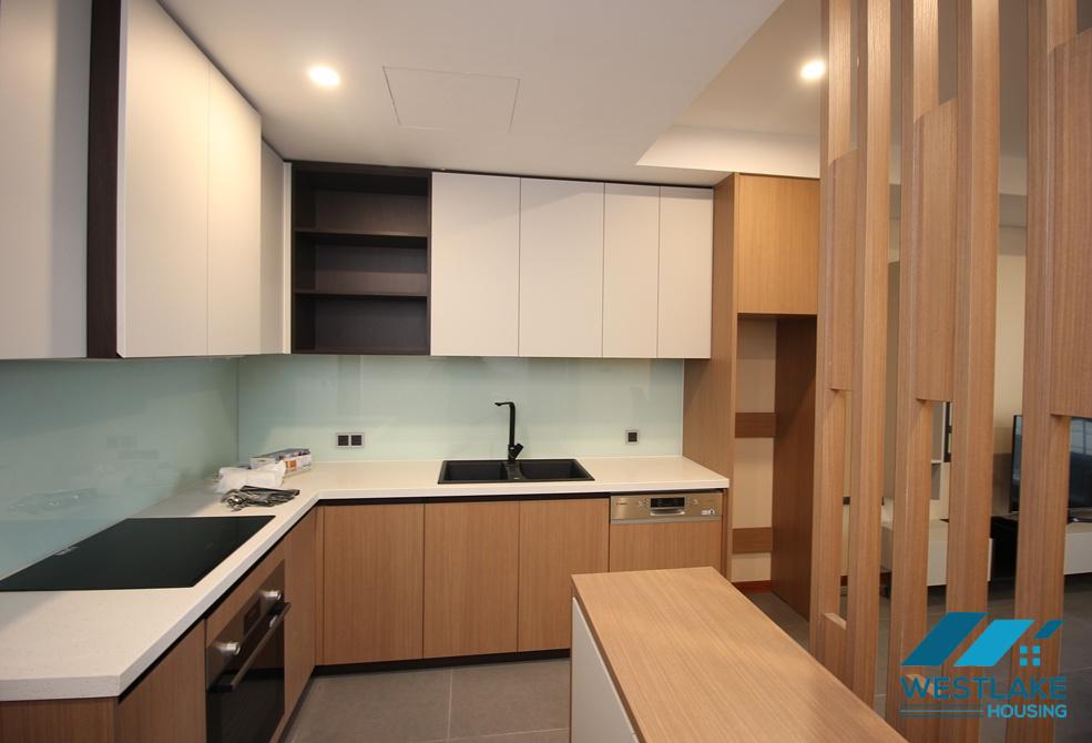 Clean and modern 02 bedrooms apartment on high floor in Tay Ho street, Tay Ho, Ha Noi for rent