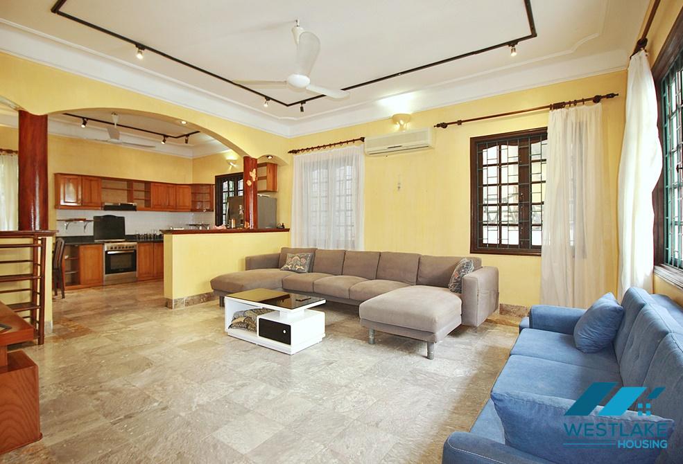 A lovely 3 bedroom house for rent in Tu Hoa, Tay Ho, Ha Noi A lovely 3 bedroom house for rent in Tu Hoa, Tay Ho, Ha Noi