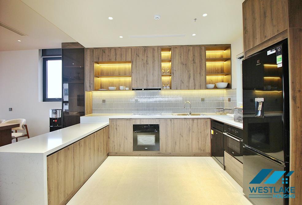 Căn Hộ 3 Phòng Ngủ Đẹp Mới, Hiện Đại Với Nhiều Ánh Sáng Tự Nhiên Cho Thuê Tại Tây Hồ, Hà Nội Căn Hộ 3 Phòng Ngủ Đẹp Mới, Hiện Đại Với Nhiều Ánh Sáng Tự Nhiên Cho Thuê Tại Tây Hồ, Hà Nội