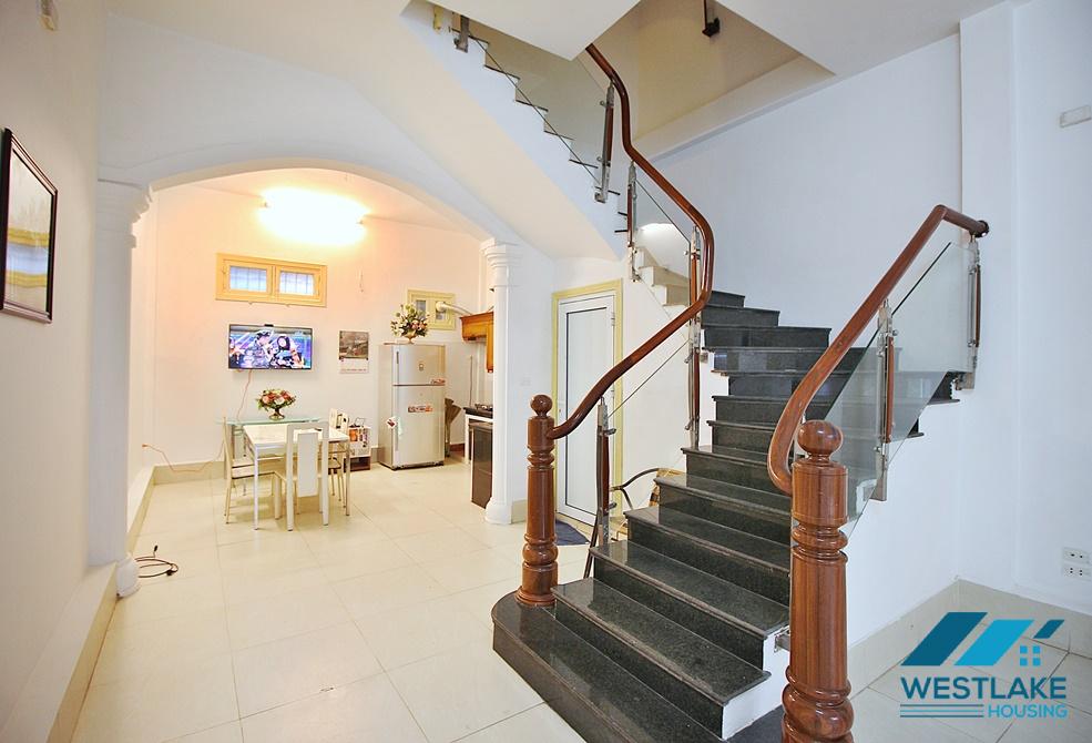 A spacious 6 bedroom house for rent in Tay Ho, Ha Noi A spacious 6 bedroom house for rent in Tay Ho, Ha Noi