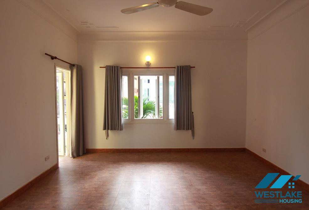 A nice house with big yard for rent in Tu Hoa, Tay Ho A nice house with big yard for rent in Tu Hoa, Tay Ho