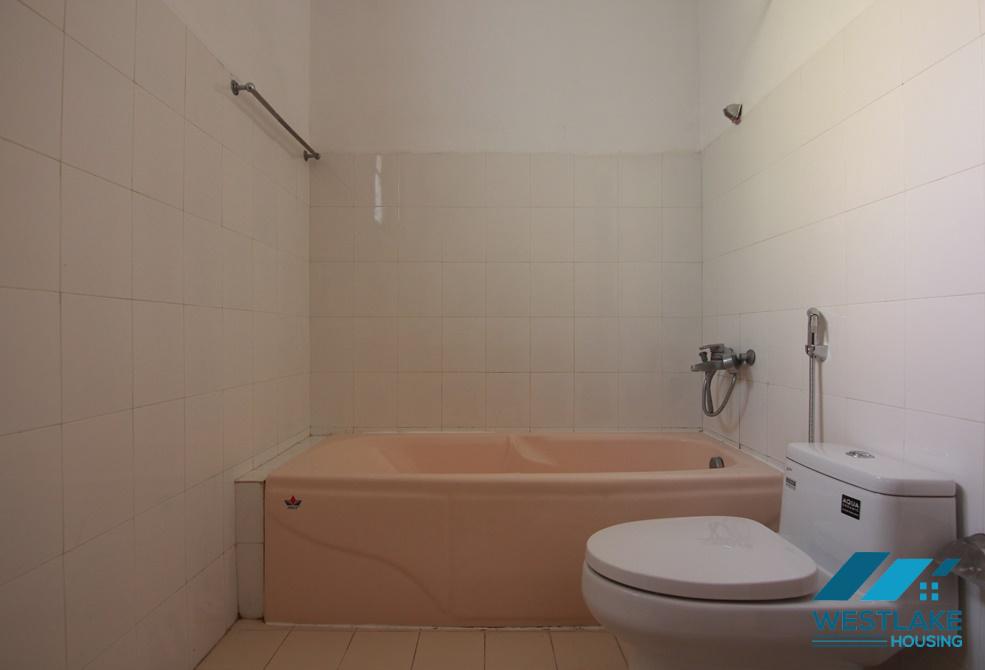 A nice house with big yard for rent in Tu Hoa, Tay Ho A nice house with big yard for rent in Tu Hoa, Tay Ho